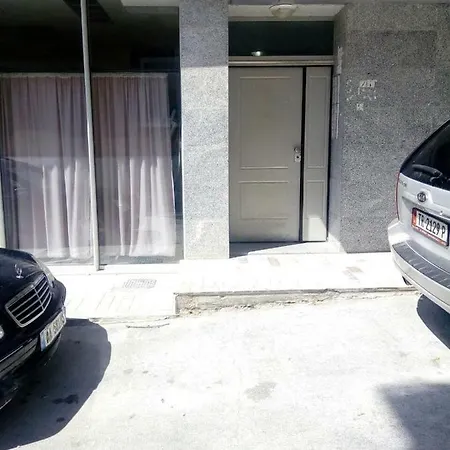 Emi Apartment *